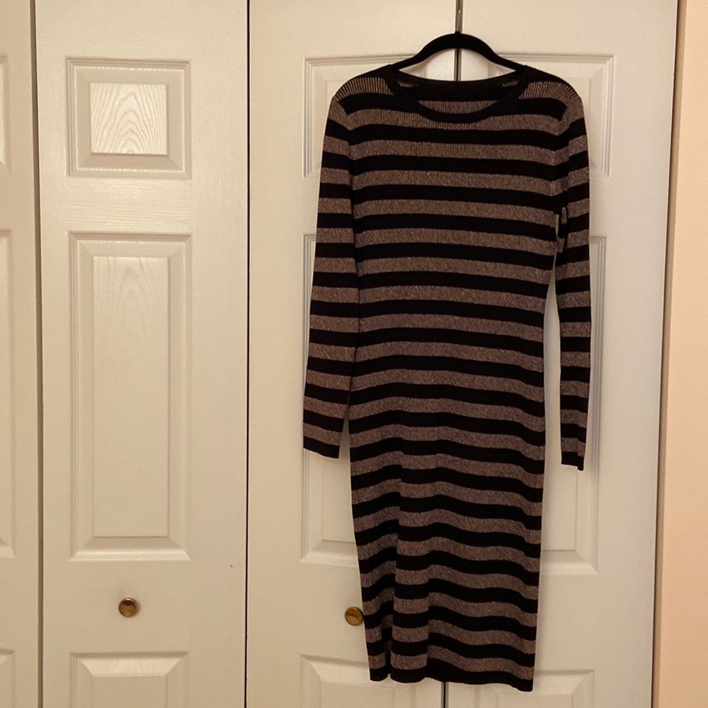 Sweater dress, black and gold stripes